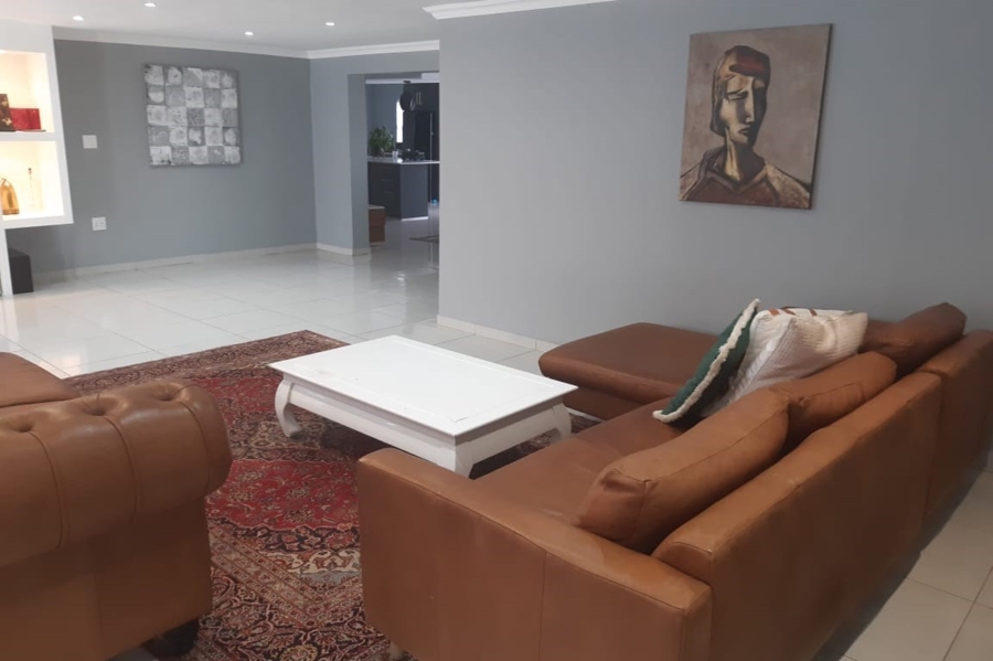 To Let 3 Bedroom Property for Rent in Parklands Western Cape